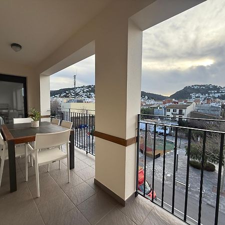 Agi Riera Ginjolers Apartman Roses Kültér fotó